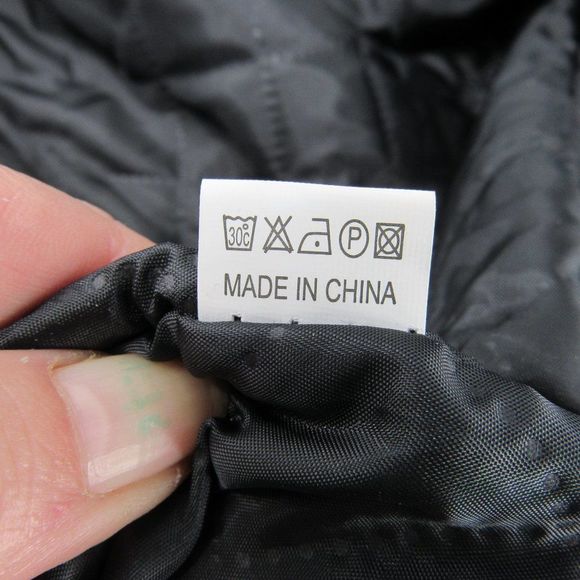 Ladies fur coat,runs small - Picture 8 of 13